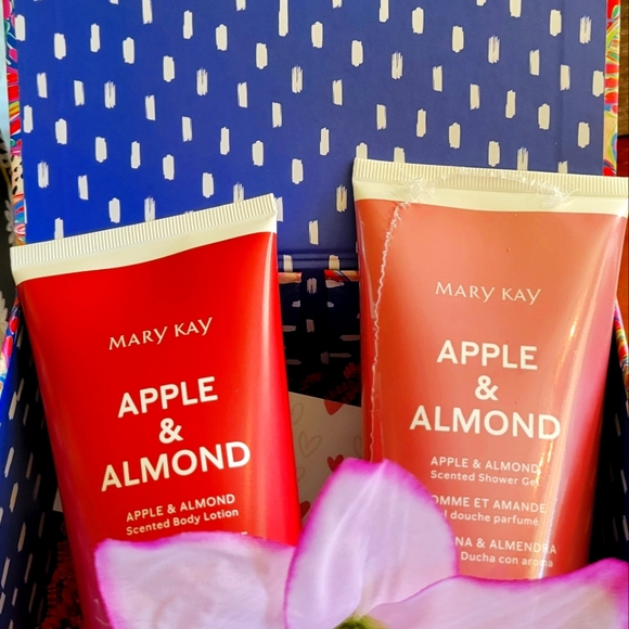 Mary Kay Skin Care - Picture 1 of 1